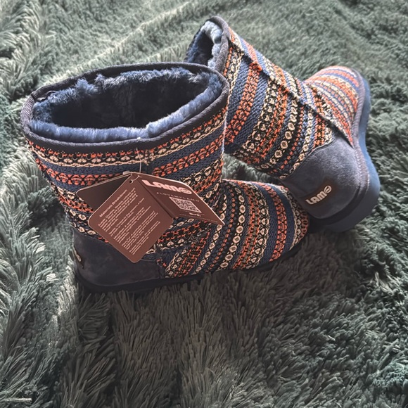 🔥🔥Lamo Juarez women’s boots 🔥🔥✨✨✨✨Host Pick ✨✨ - Picture 2 of 8